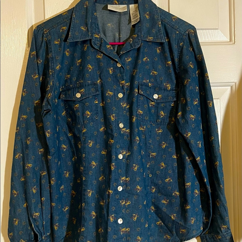 Women’s Button Down Top By Liz Claiborne